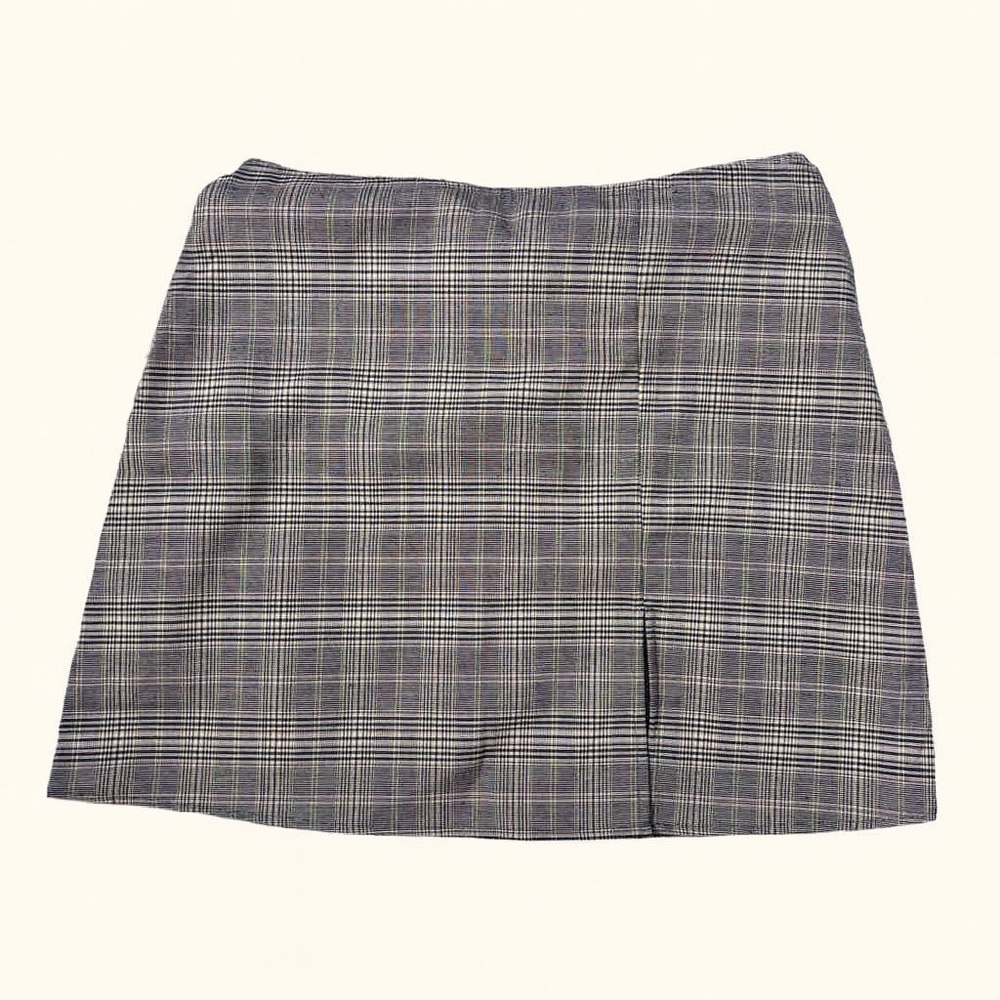 Olivaceous Boutique Mini Skirt size S